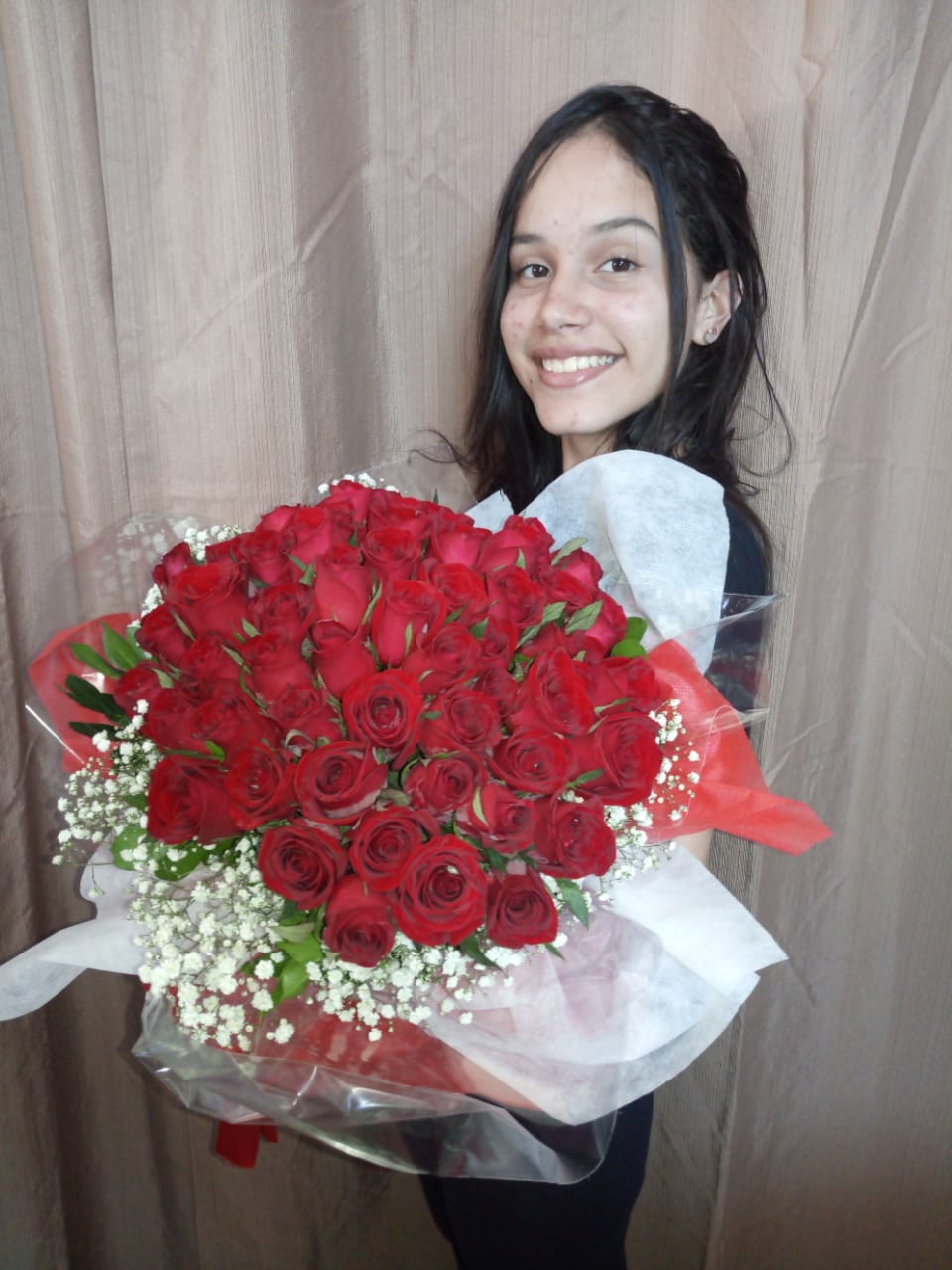 Maravilhoso Buquê com 60 Rosas Vermelhas - Elica Flores Online
