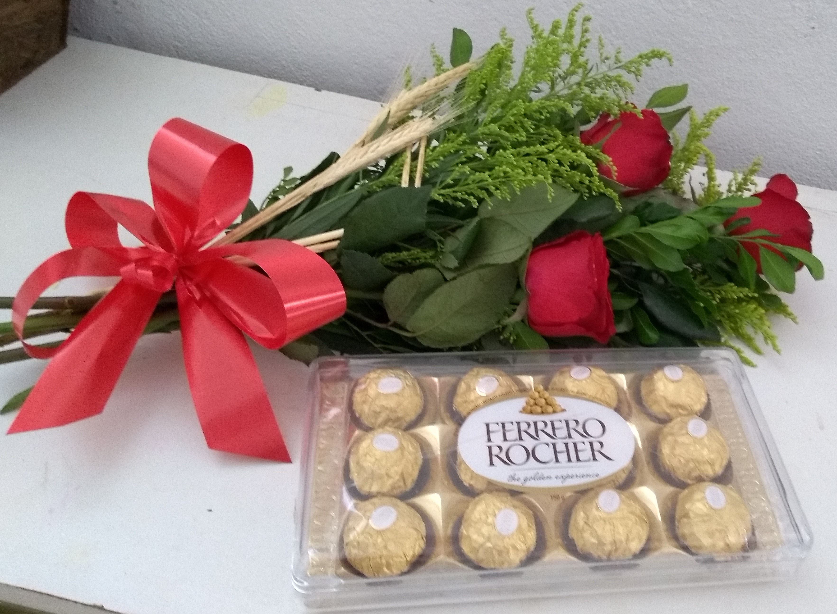 Buquê 3 Rosas com Chocolate - Elica Flores Online